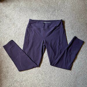 Victoria Sport Total Knockout Legging with Pockets